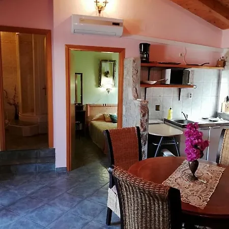 In With Balcony, Air Conditioning, Wifi, Washing Machine 3573-1 *