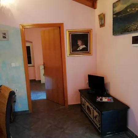 In With Balcony, Air Conditioning, Wifi, Washing Machine 3573-1 *